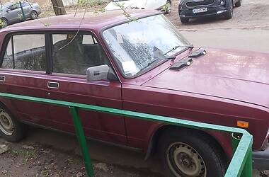 Седан ВАЗ / Lada 2107 2000 в Киеве