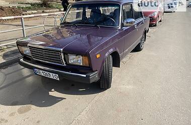 Седан ВАЗ / Lada 2107 2005 в Кривом Роге