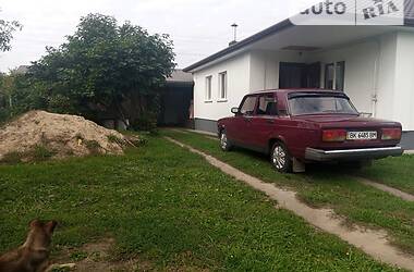 Седан ВАЗ / Lada 2107 2005 в Ровно