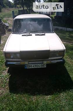 Седан ВАЗ / Lada 2107 1988 в Ромнах