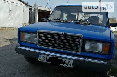 Седан ВАЗ / Lada 2107 2004 в Кременчуге