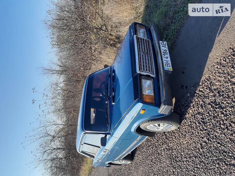 Седан ВАЗ / Lada 2107 2000 в Березовке