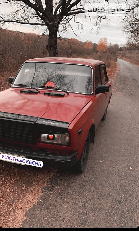 Седан ВАЗ / Lada 2107 1990 в Харкові
