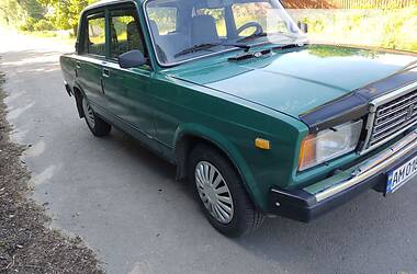 Седан ВАЗ / Lada 2107 2005 в Радомишлі