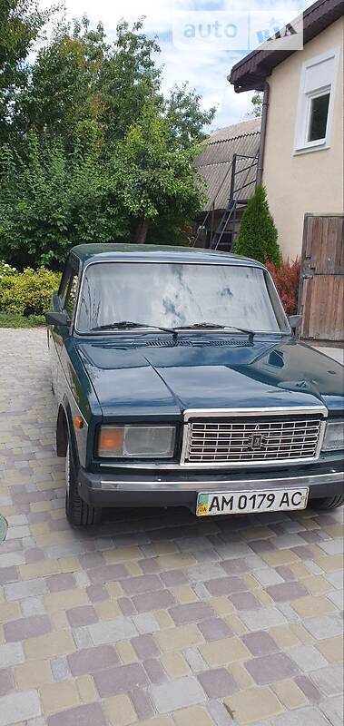 Седан ВАЗ / Lada 2107 2005 в Житомире