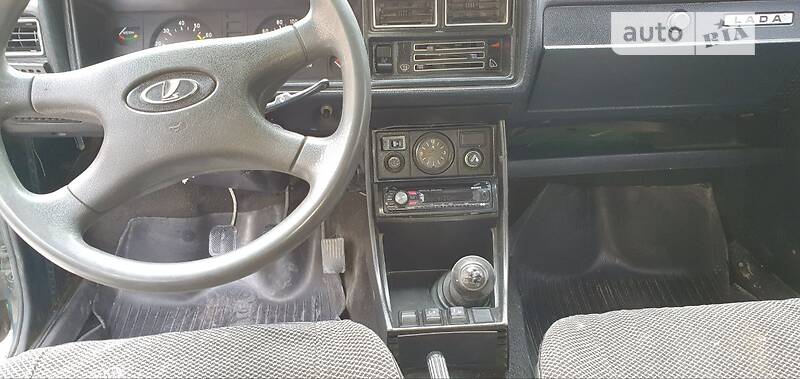 Седан ВАЗ / Lada 2107 2005 в Житомире