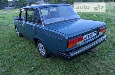 Седан ВАЗ / Lada 2107 1997 в Валках