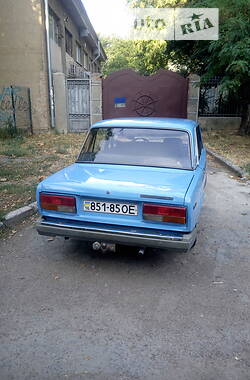 Седан ВАЗ / Lada 2107 1985 в Одессе