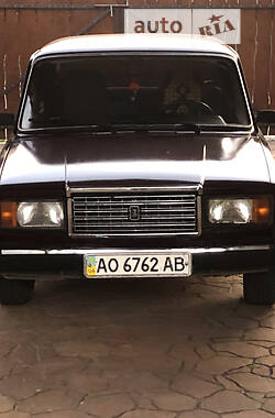 Седан ВАЗ / Lada 2107 2005 в Сваляве