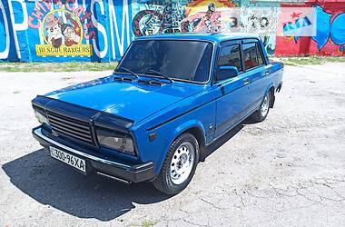 Седан ВАЗ / Lada 2107 2004 в Харкові