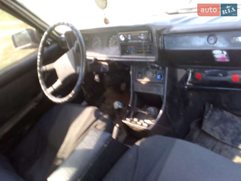 Седан ВАЗ / Lada 2107 1987 в Одессе
