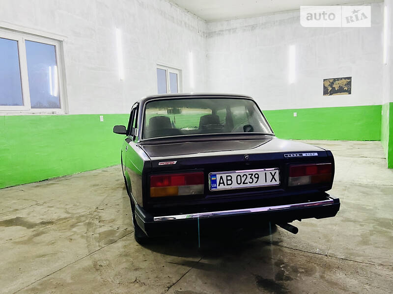 Седан ВАЗ / Lada 2107 2007 в Вінниці