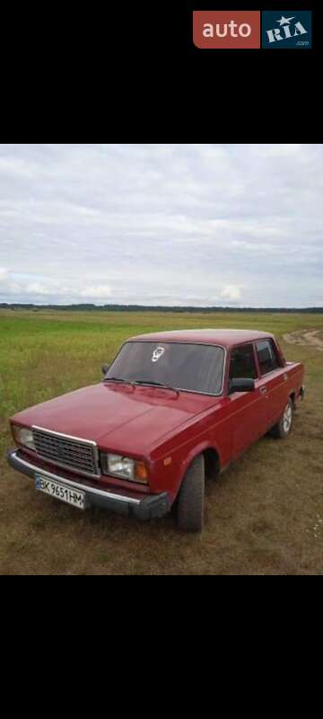 Седан ВАЗ / Lada 2107 2006 в Сарнах