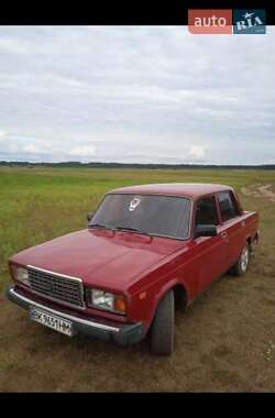 Седан ВАЗ / Lada 2107 2006 в Сарнах