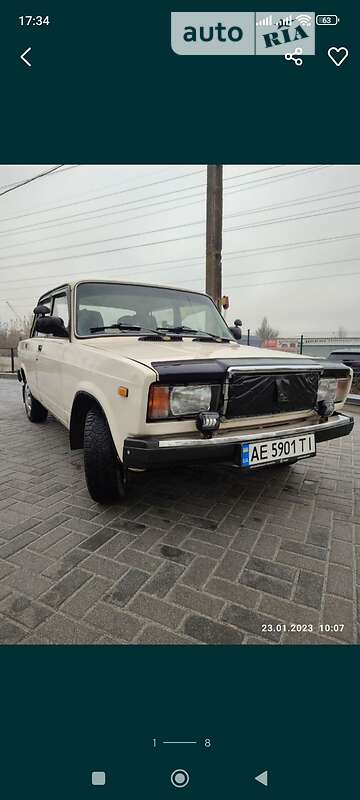 Седан ВАЗ / Lada 2107 1997 в Покровске