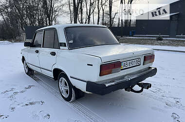 Седан ВАЗ / Lada 2107 2001 в Умани