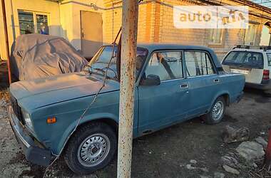 Седан ВАЗ / Lada 2107 2004 в Одессе