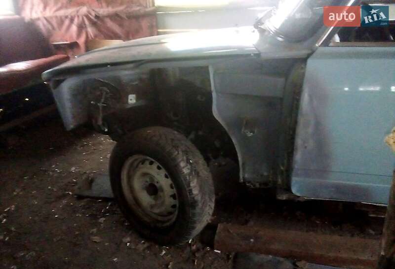 Седан ВАЗ / Lada 2107 1989 в Житомире