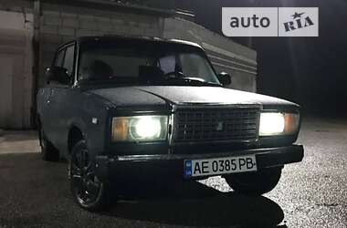 Седан ВАЗ / Lada 2107 1999 в Каменском