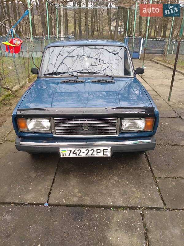 Седан ВАЗ / Lada 2107 2002 в Виноградове