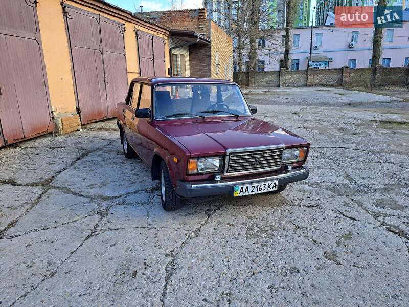 Седан ВАЗ / Lada 2107 2003 в Киеве фото 6 Седан ВАЗ / Lada 2107 2003 в Киеве