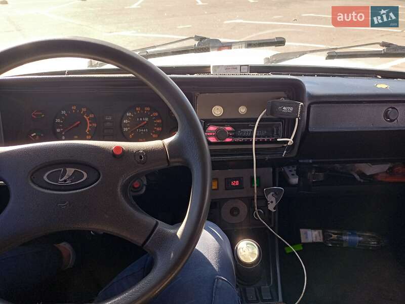 Седан ВАЗ / Lada 2107 2004 в Одесі