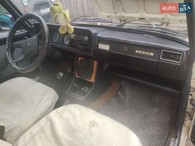 Седан ВАЗ / Lada 2107 1986 в Олевске фото 4 Седан ВАЗ / Lada 2107 1986 в Олевске