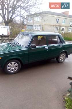 Купе ВАЗ / Lada 2107 2006 в Деражне