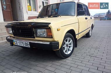 Хэтчбек ВАЗ / Lada 2107 1988 в Черновцах
