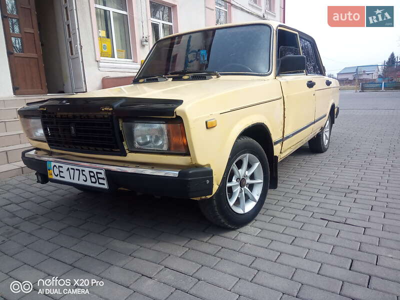 Хетчбек ВАЗ / Lada 2107 1988 в Чернівцях