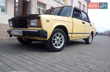 Хэтчбек ВАЗ / Lada 2107 1988 в Черновцах