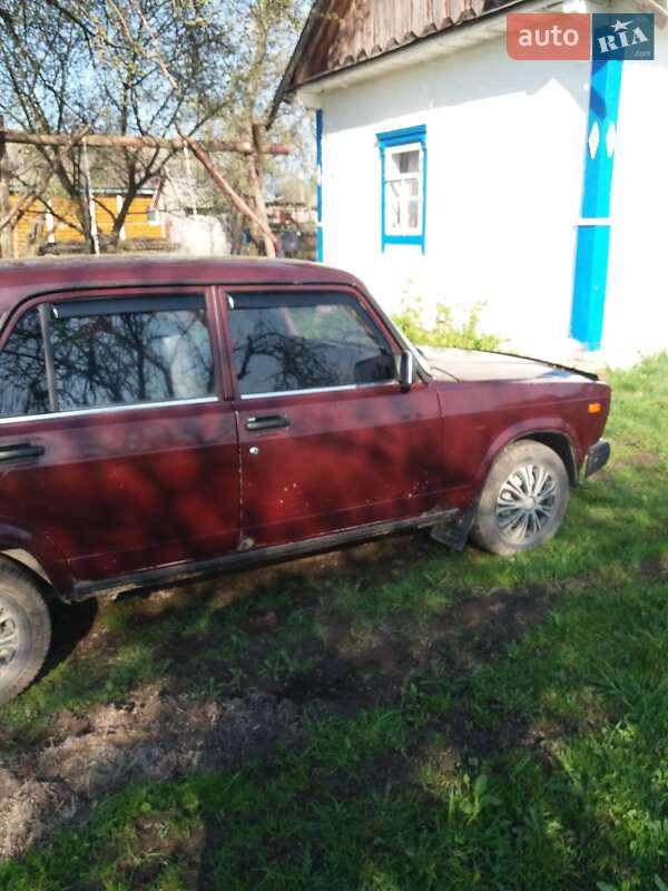 Седан ВАЗ / Lada 2107 2005 в Рокитному фото 4 Седан ВАЗ / Lada 2107 2005 в Рокитному