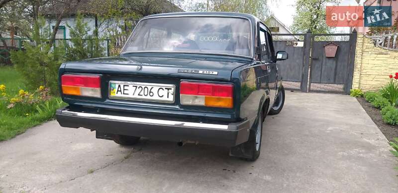 Седан ВАЗ / Lada 2107 2008 в Новомосковске