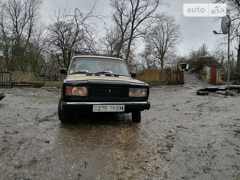 Седан ВАЗ / Lada 2107 1986 в Подволочиске