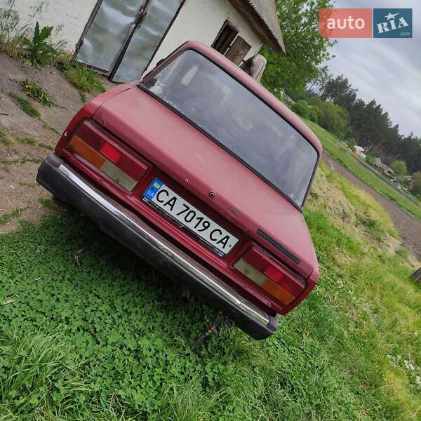 Седан ВАЗ / Lada 2107 1992 в Золотоноші