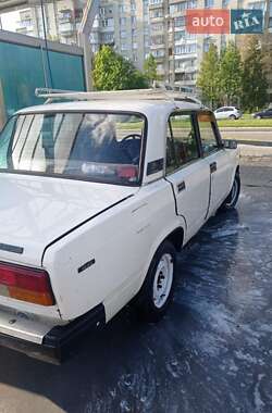 Седан ВАЗ / Lada 2107 1992 в Львове