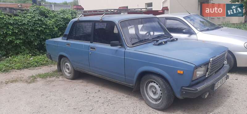 Седан ВАЗ / Lada 2107 2003 в Кропивницькому