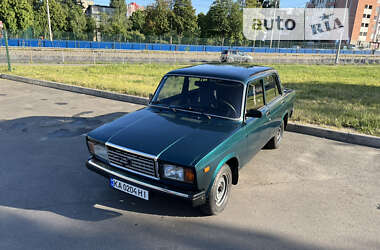 Седан ВАЗ / Lada 2107 2006 в Києві