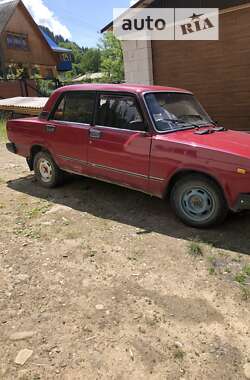 Седан ВАЗ / Lada 2107 1988 в Тячеве