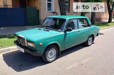 Седан ВАЗ / Lada 2107 2005 в Новгород-Северском