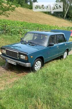 Седан ВАЗ / Lada 2107 1997 в Ровно