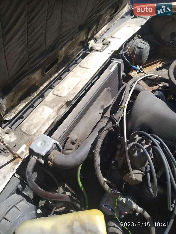 Седан ВАЗ / Lada 2107 1994 в Києві