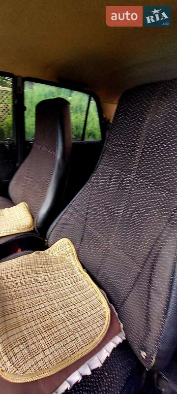 Седан ВАЗ / Lada 2107 2004 в Виноградові