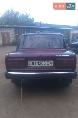 Седан ВАЗ / Lada 2107 2005 в 