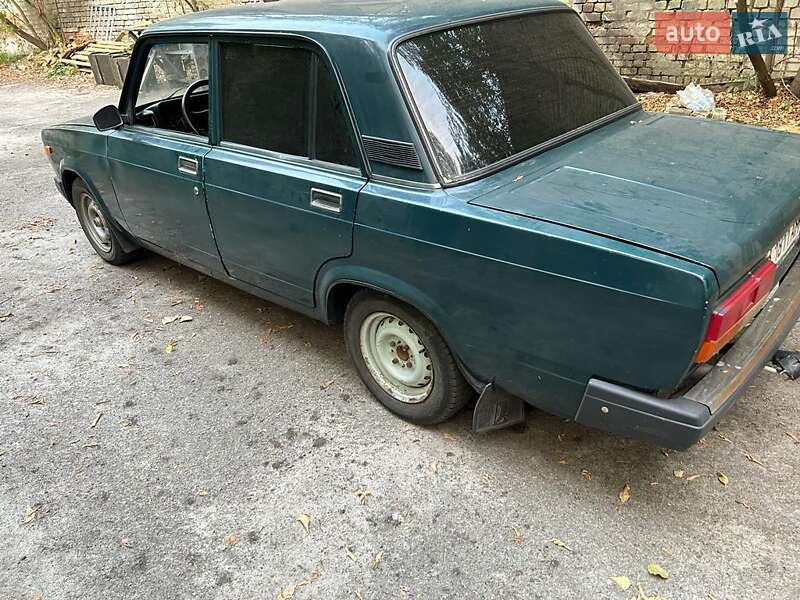 Седан ВАЗ / Lada 2107 2012 в Киеве