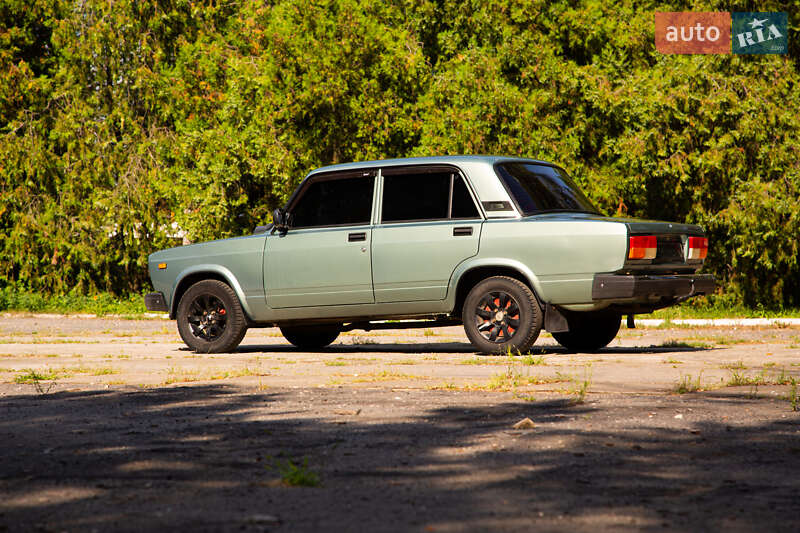 Седан ВАЗ / Lada 2107 2008 в Покровском