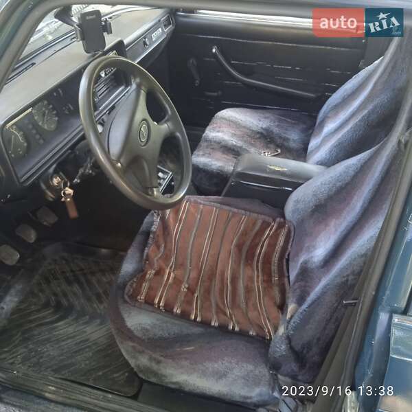 Седан ВАЗ / Lada 2107 2005 в Украинке