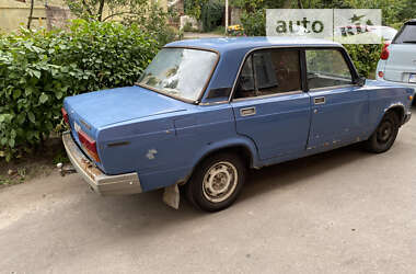 Седан ВАЗ / Lada 2107 1983 в Рівному