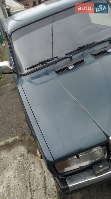 Седан ВАЗ / Lada 2107 2004 в Луцьку