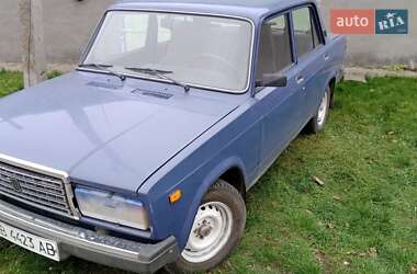 Седан ВАЗ / Lada 2107 2005 в Ямполе